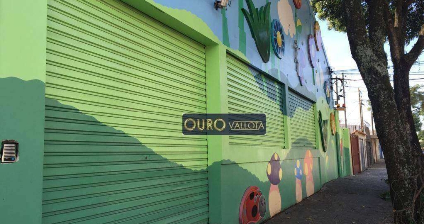Galpão com 750m²