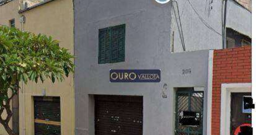 Casa com 2 dormitórios com 90m²