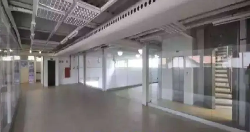 Prédio para alugar na Avenida Santa Marina, Barra Funda, São Paulo