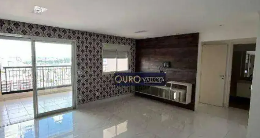 Apartamento com 3 dormitórios e 120m²