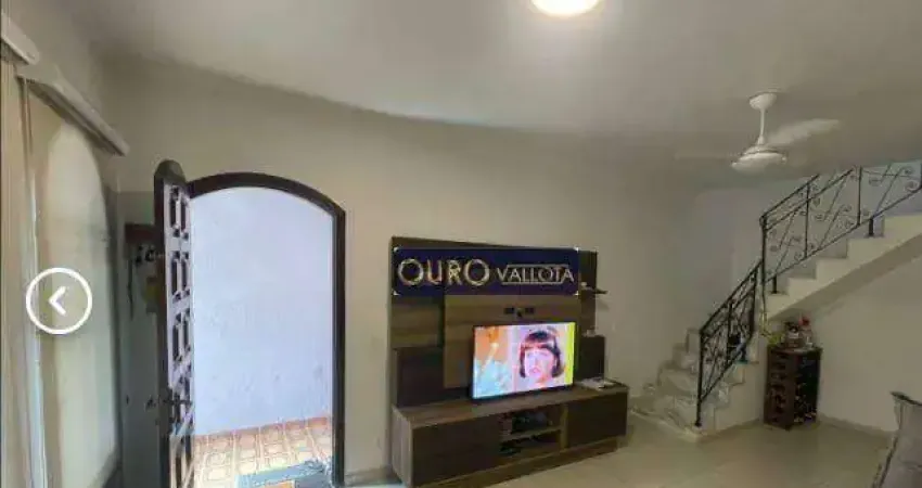 Sobrado no Tatuapé, 3dorm, 3wc, 2vagas, edícula
