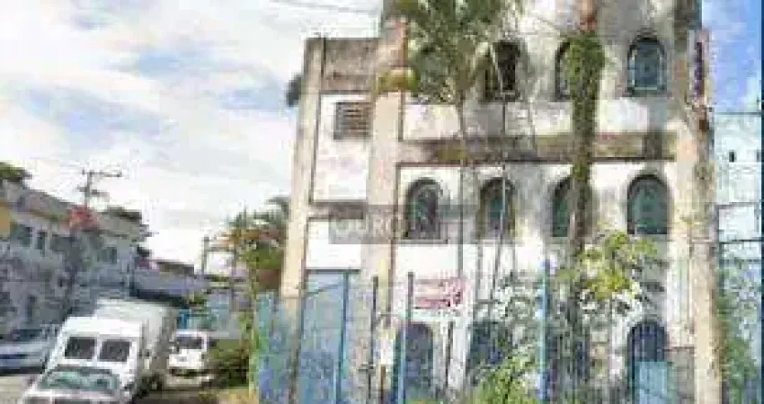 Aluga prédio - galpão na Moóca com 735m2 de área construída