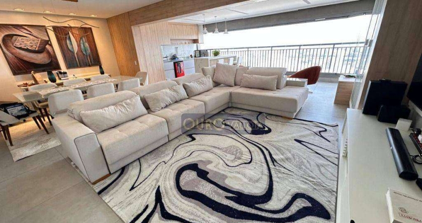 Apartamento todo mobiliado com 159m²