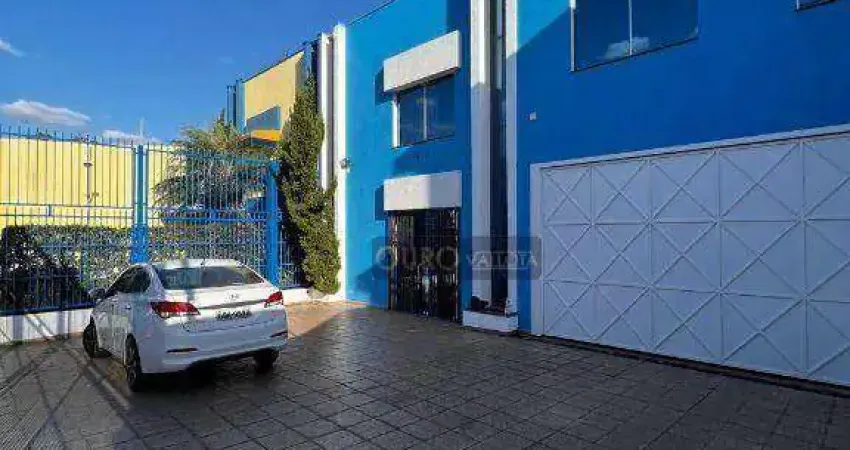 Prédio para alugar na Rua Nhengaibas, Água Rasa, São Paulo