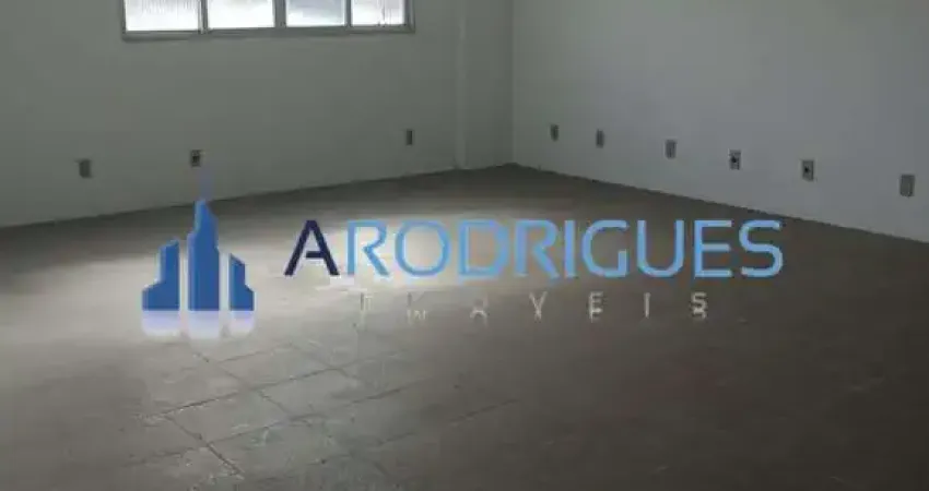 Barracão / Galpão / Depósito com 5 salas para alugar no Pirajá, Salvador 