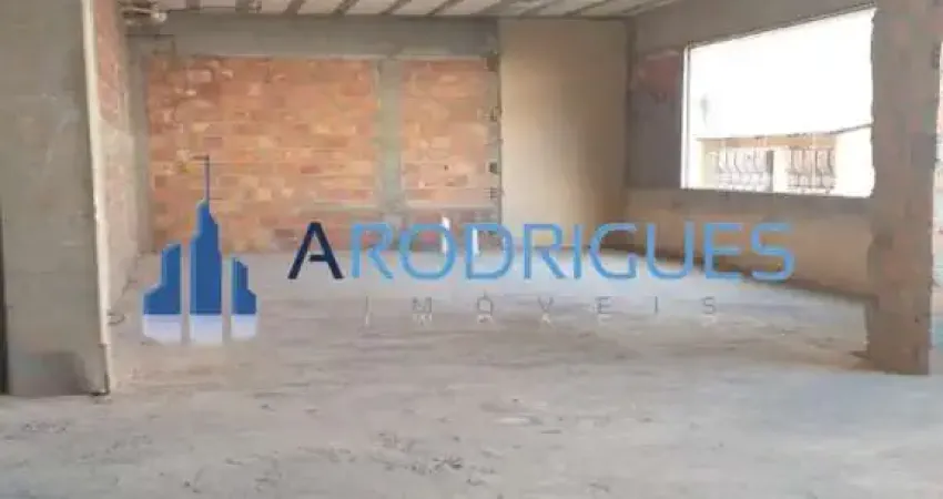 Alugo Galpão na Sussuarana, com 380 metros, estacionamento na frente, ótimo para delicatessen, faculdades, farmácias
