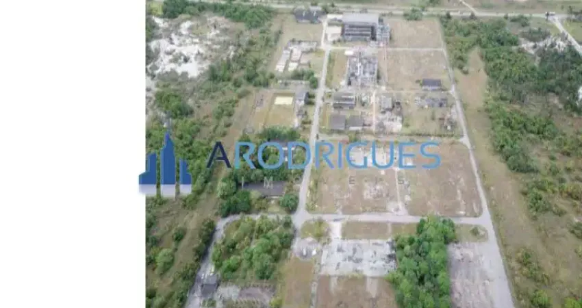 Terreno Comercial de 140.000m² à venda em Camaçari-BA, localizado no bairro Camaçari. Confira!