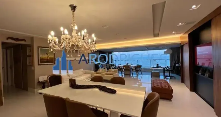 Premiere Jaguaribe: Venda ou Locação de Belíssimo Apartamento com Vista para o Mar, 3 Quartos, 3 Suítes e 3 Vagas.