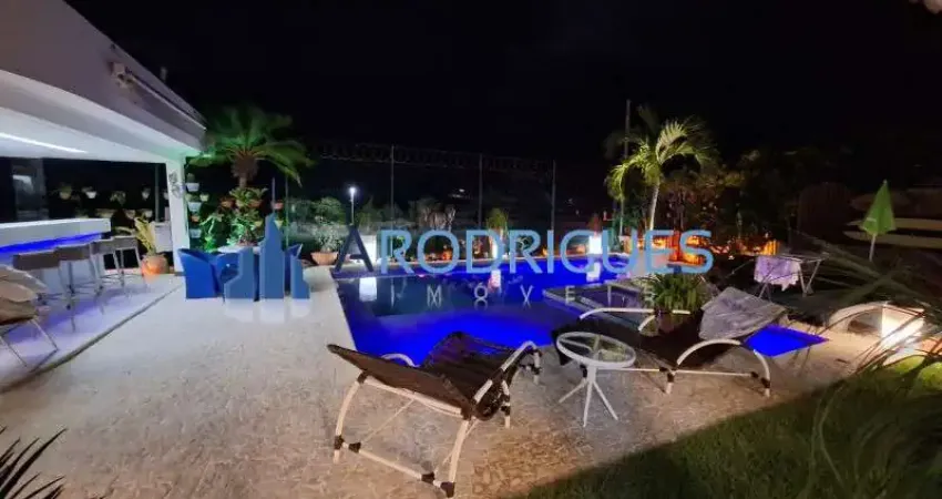 Casa Alto padrão no Quatro Rodas Golf Club - Oportunidade venda e locação .