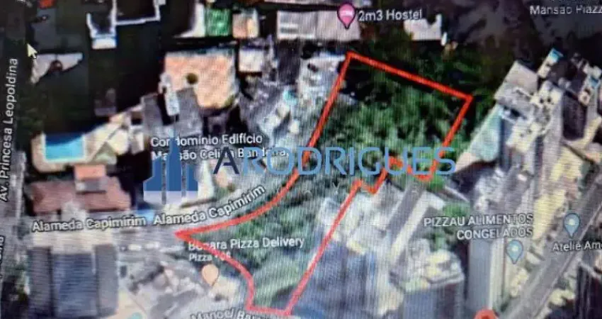Terreno Comercial de 2.330,00 m² à Venda na Graça, Salvador-BA: Oportunidade Única!