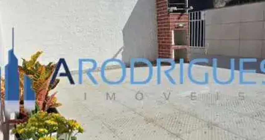 Cobertura à venda em Salvador-BA, no bairro Matatu, 2 quartos, 1 sala, 2 banheiros, 82,00 m² de área. Aproveite!