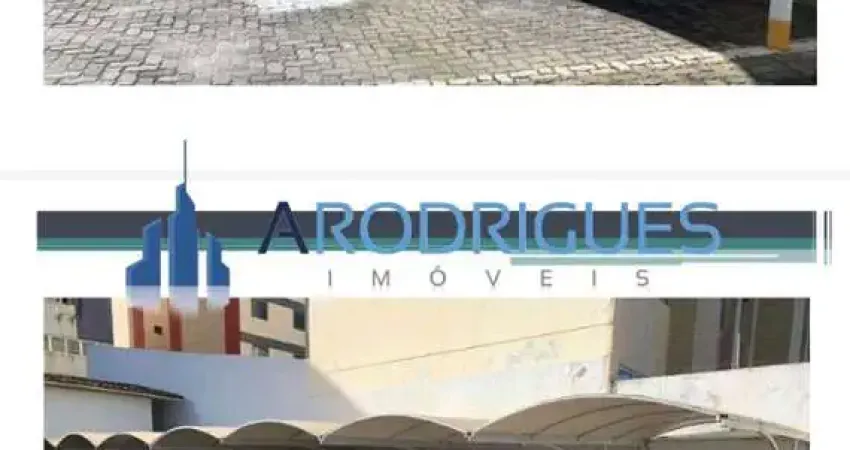 Terreno Comercial de 700m² no Costa Azul para Venda ou Locação em Salvador-BA