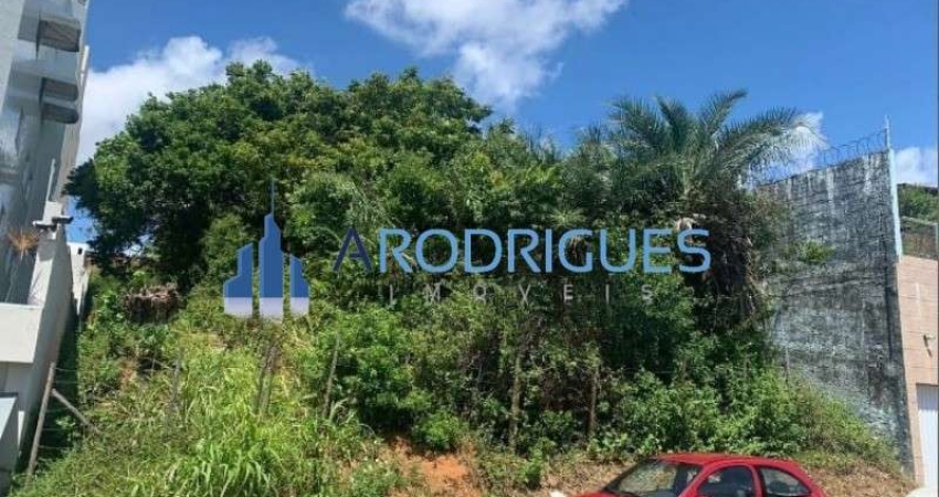 Terreno à venda em Salvador-BA, Itapuã: 720m² para investidores, empresários, logística e incorporadores! Jardim Placaford.