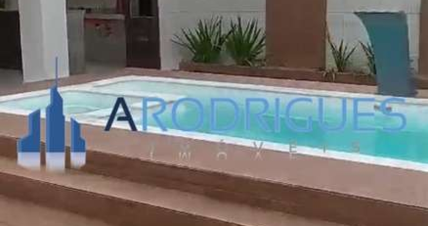 LAURO DE FREITAS: Casa em Condomínio à Venda no Centro - 4 quartos, 3 suítes, 2 salas, 5 banheiros, 3 vagas, 580m²
