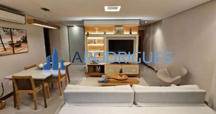 APARTAMENTO DE 2 QUARTOS EM ALPHAVILLE I  2 SUÍTES, 1 SALA, 3 BANHEIROS, 2 VAGAS DE GARAGEM  84,00M²  REFORMADO  NORTE/SUL  PORTEIRA FECHADA  OPORTUNIDADE EM SALVADOR-BA