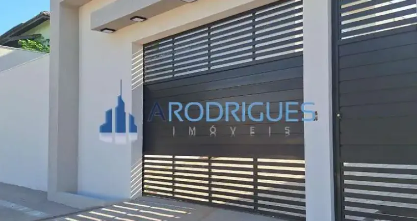 Casa duplex de alto padrão em buraquinho, lauro de freitas-ba  3 quartos, 3 suítes  condomínio exclusivo  170m²  nunca habitada!