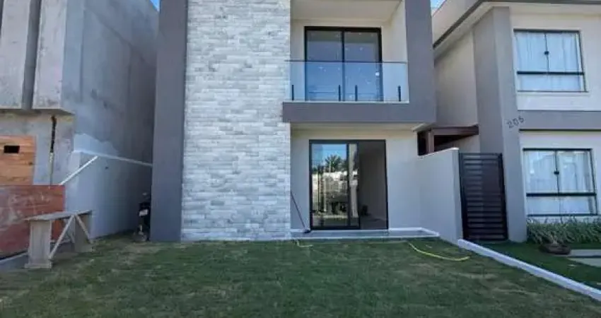 Casa em condomínio para venda, 4 dormitórios, 4 suítes, 5 banheiros, 2 vagas