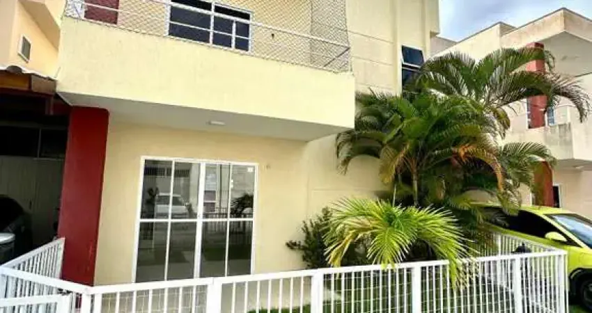 Casa em Condomínio para Venda em Lauro de Freitas, Buraquinho, 3 dormitórios, 3 suítes, 4 banheiros, 2 vagas