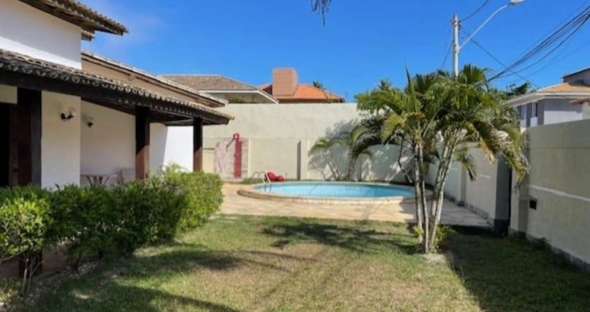 Casa para Venda em Lauro de Freitas, Vilas Do Atlântico, 4 dormitórios, 2 banheiros, 2 vagas