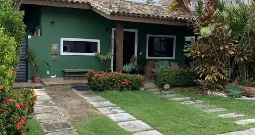 Casa em Condomínio para Locação em Lauro de Freitas, Buraquinho, 3 dormitórios, 1 suíte, 2 banheiros, 2 vagas