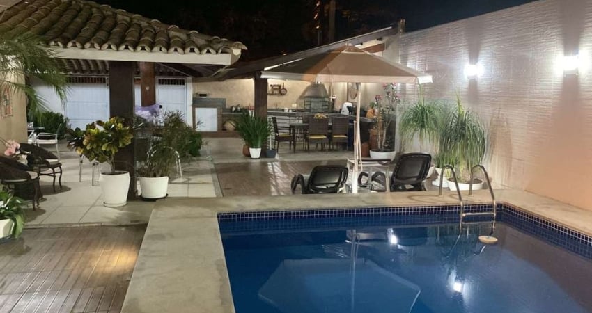 Casa para Locação em Lauro de Freitas, Vilas Do Atlântico, 4 dormitórios, 4 suítes, 6 banheiros