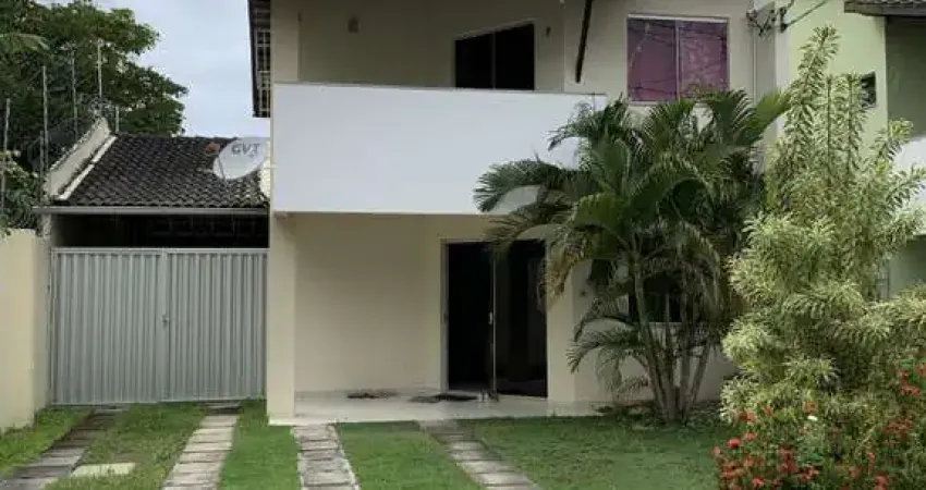 Casa em condomínio para venda, 4 dormitórios, 1 suíte, 2 banheiros, 3 vagas