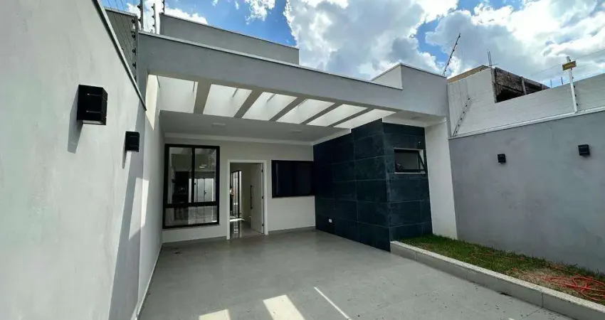 Casa à venda em Maringá, Jardim Araucária, com 3 quartos, com 93 m²