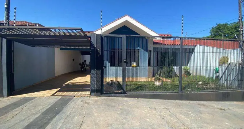 Casa à venda em Maringá, Parque das Laranjeiras, com 3 quartos, com 265 m²