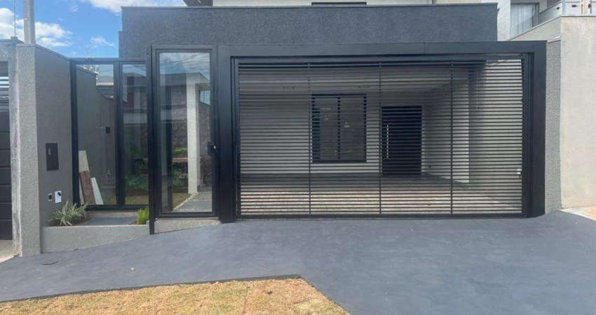Casa à venda em Maringá, Parque Industrial 200, com 3 suítes, com 142 m²