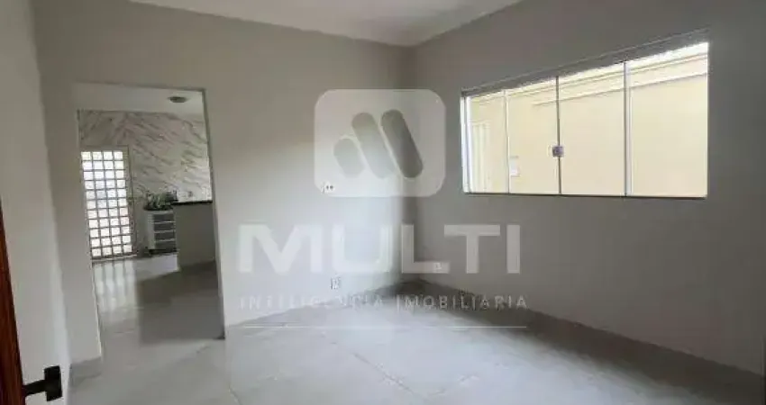 Casa com 3 quartos à venda no Santa Mônica, Uberlândia