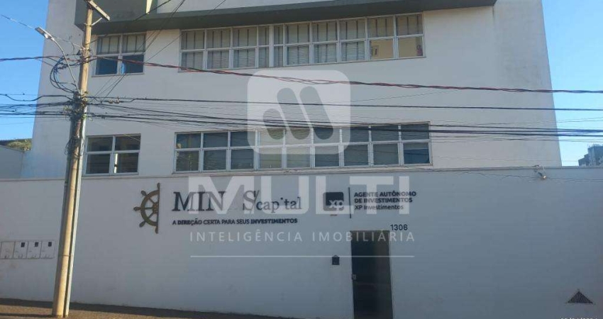 Apartamento com 1 quarto para alugar no Santa Maria, Uberlândia 
