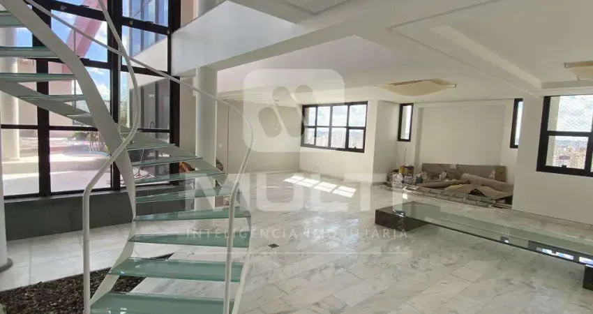 Apartamento com 4 quartos para alugar no Centro, Uberlândia 
