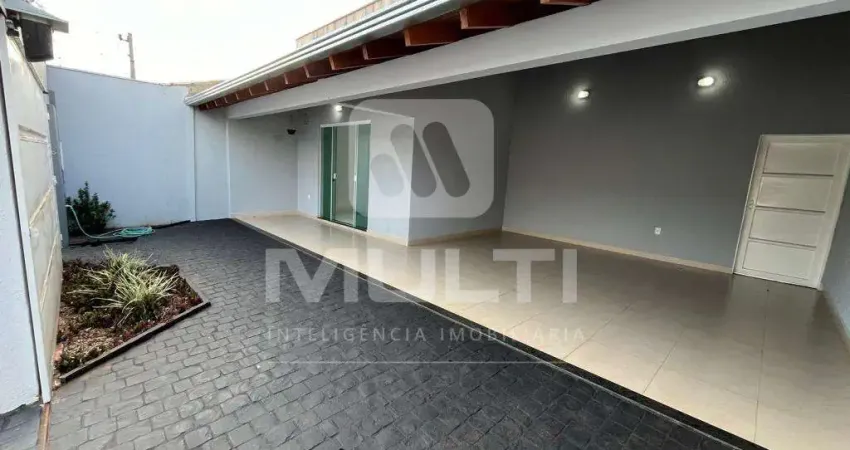 Casa com 3 quartos para alugar no Jardim Europa, Uberlândia