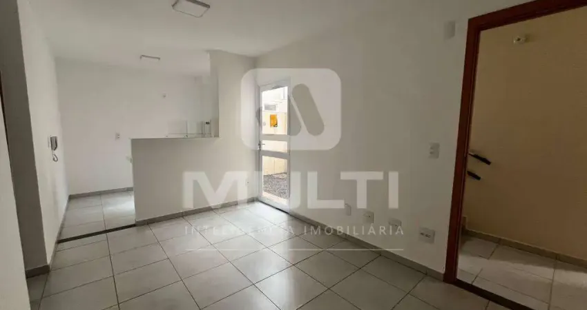 Apartamento com 2 quartos para alugar no Grand Ville, Uberlândia 