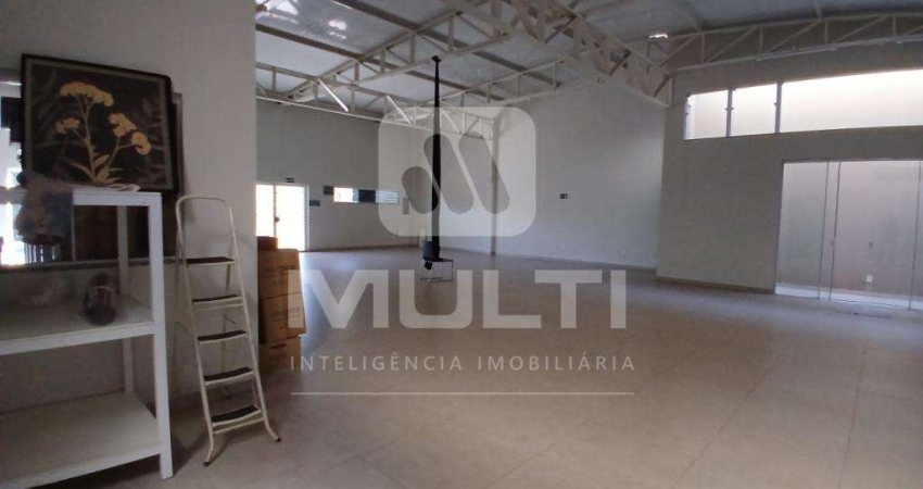 Barracão / Galpão / Depósito para alugar no Daniel Fonseca, Uberlândia 