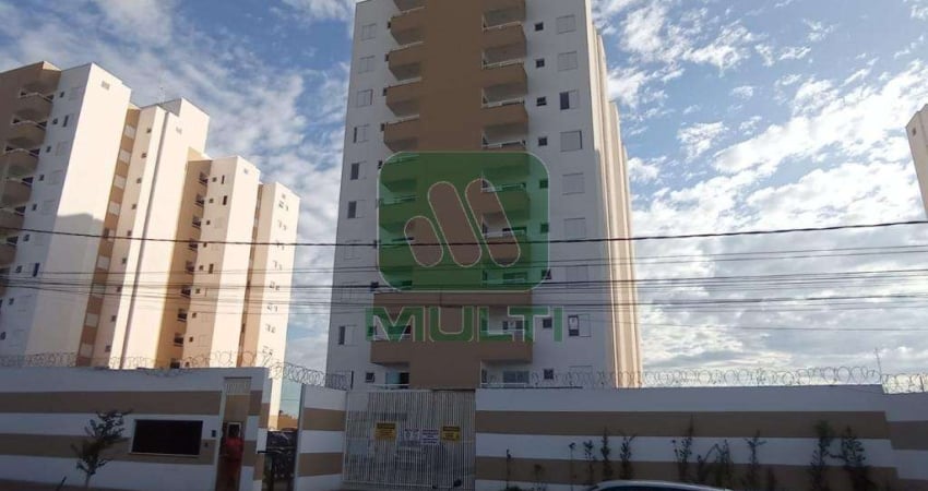 Apartamento com 2 quartos para alugar no Residencial Lago Azul, Uberlândia 