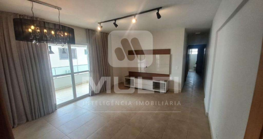 Apartamento com 3 quartos para alugar no Copacabana, Uberlândia 