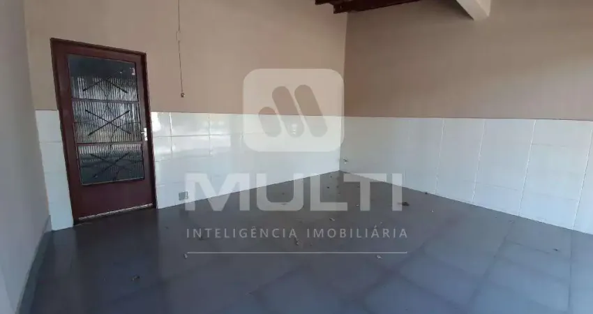 Apartamento com 3 quartos para alugar no Jardim Finotti, Uberlândia 