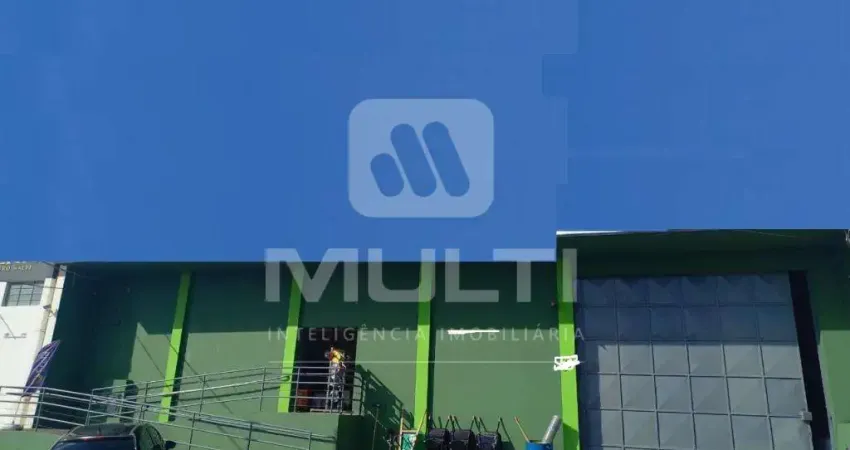 Barracão / Galpão / Depósito para alugar no Custódio Pereira, Uberlândia 