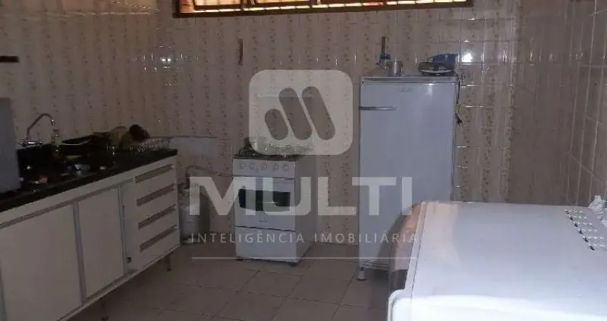 Apartamento com 3 quartos à venda no Centro, Uberlândia 
