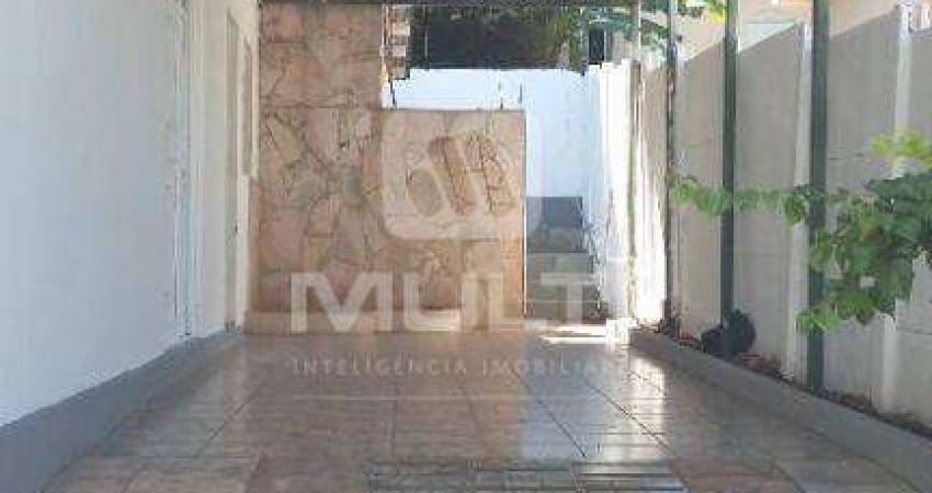 Casa com 4 quartos à venda no Daniel Fonseca, Uberlândia 