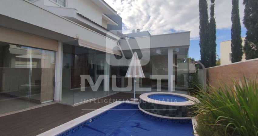 Casa em condomínio fechado com 4 quartos à venda no Jardins Roma, Uberlândia 