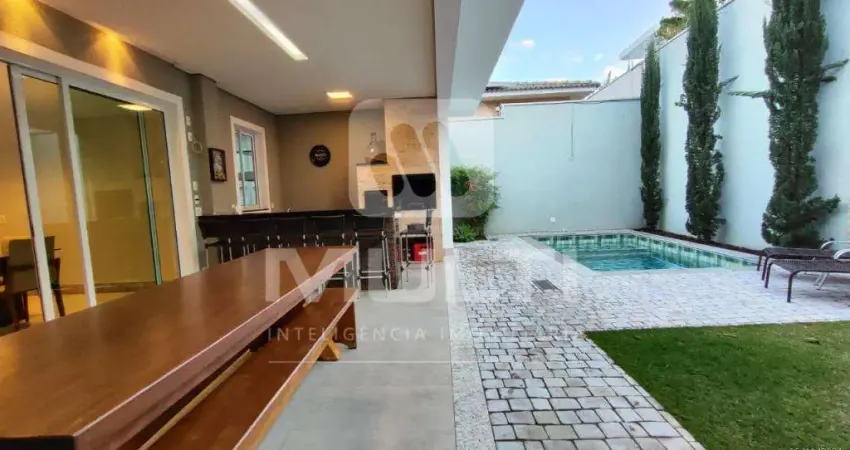 Casa em condomínio fechado com 3 quartos à venda no Jardins Roma, Uberlândia 