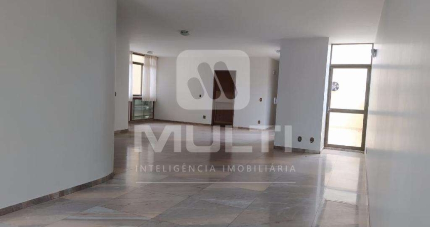 Apartamento com 3 quartos à venda no Centro, Uberlândia 