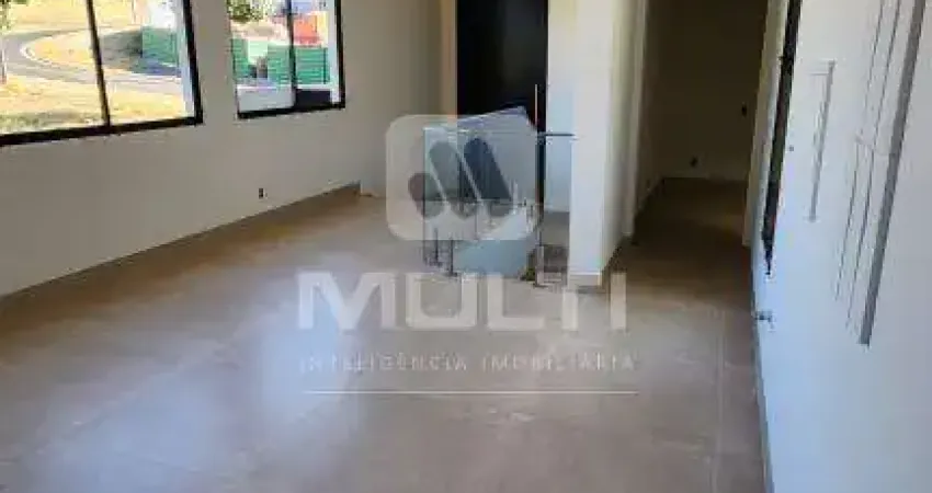 Casa em condomínio fechado com 3 quartos à venda no Terras Alpha Uberlândia, Uberlândia 