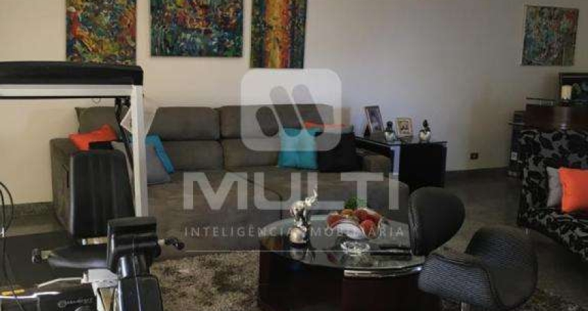 Cobertura com 4 quartos à venda no Fundinho, Uberlândia 