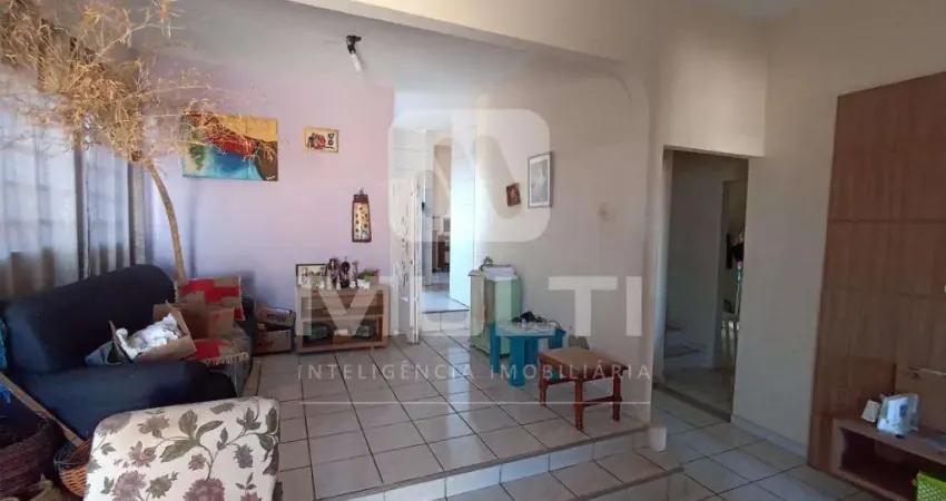 Casa com 3 quartos à venda no Daniel Fonseca, Uberlândia 