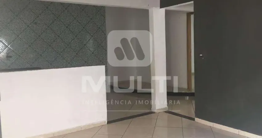 Casa comercial à venda no Jardim Patrícia, Uberlândia 