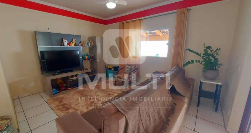 Casa com 4 quartos à venda no Santa Mônica, Uberlândia 