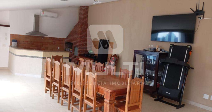 Casa com 4 quartos à venda no Osvaldo Rezende, Uberlândia 